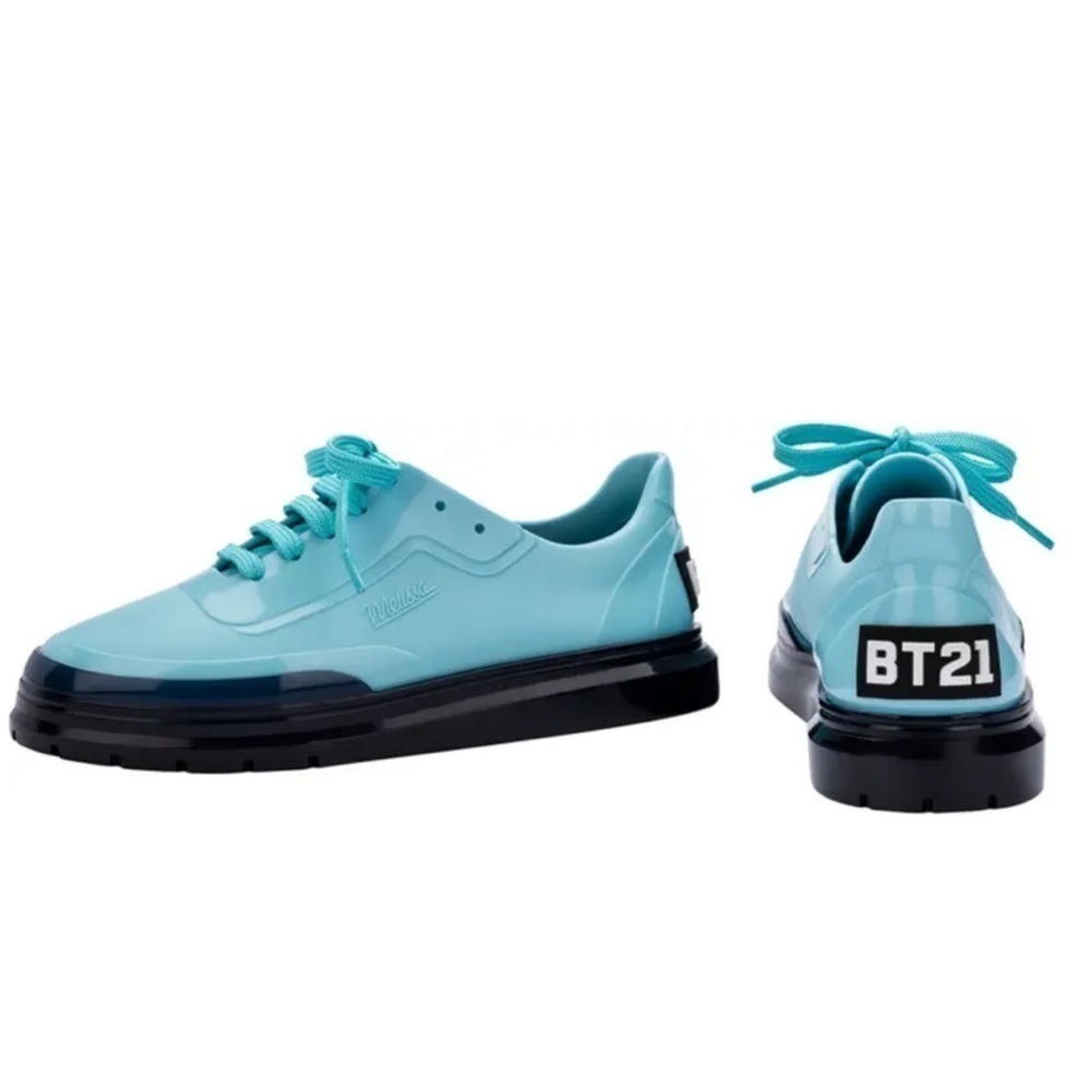 CLASSIC BT21 Sneaker